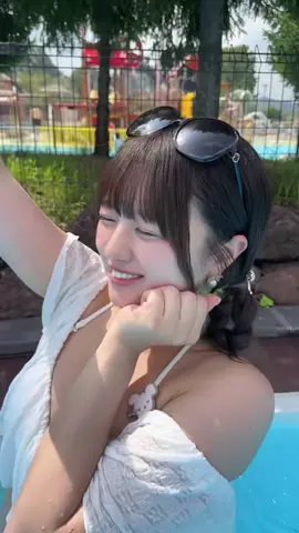 『日本全部わいわいわわーい』だと思ってた #吉田優花 #ころもも #サマーランド #プール #summerland 