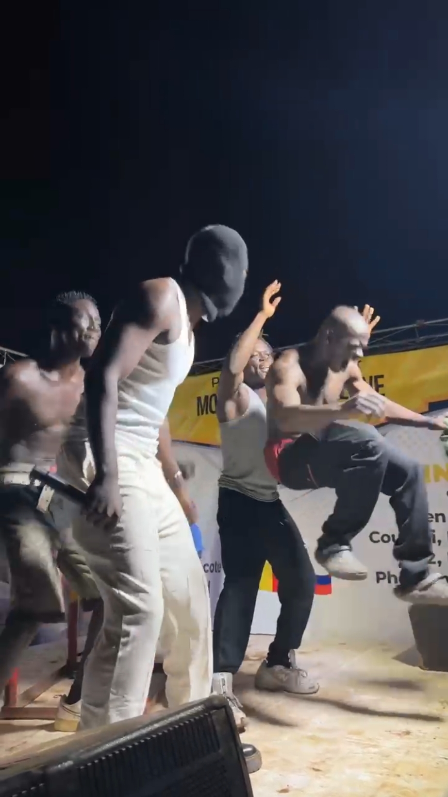ANN BOUUU GRIIINNN #@PHENOMENO @Djien Wara @SD_AMAR #malitiktok🇲🇱 #bamakomali🇲🇱 #tiktokmali🇲🇱223 #bamakomalitiktok🇲🇱🇲🇱 #brasdefer