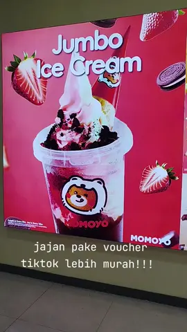 es krim jumbo, boleh pilih varian juga ada vanila n strawberry, enak guysss, lebih murah klo kamu belinya di tiktok..  #momoyo #momoyoicecream #momoyojumbo #fyppppppppppppppppppppppp 