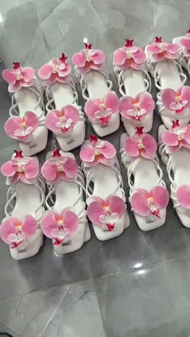 Putih Pink 🤏🏻🥰😍🔥🤗 #PromoGuncang99 #gajiansale #anggrek #fypシ゚ 