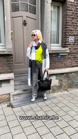 🍋Fashion weekend 🍋 #chamiralanaken   🍋‍🟩 -10% korting  🍋‍🟩 Online 👉🏻 kortingscode FASHION10 🍋‍🟩 Zondag EXTRA open vanaf 13u  ESQUALO levering 🫶🏻  Vest €89,95  Sjaal € 39,95  Top €69,95 Jeans €109,95  Laarsje €39,95  Online www.chamira.be  📍Stationsstraat 46, 3620 Lanaken