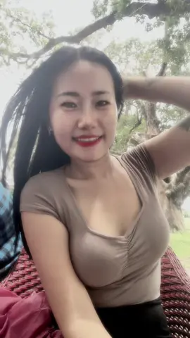 ဘယ်သူမြင်မှာလဲ🤭