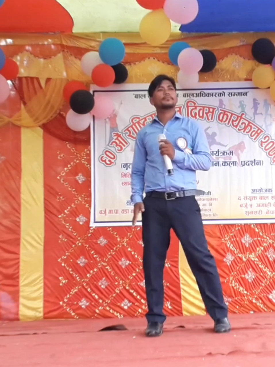 nepali nepali hami nepali   me old  vedio stage  show original  singer    dai sajan rai #keepsupporting #viraltiktok #raaj_official_ #fypシ゚viral #😘💜🖤💙❤️❤️❤️💞💞❣️❣️ #viral #faryoupage❤️ 