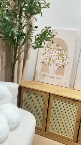 ภาพแขวนติดผนังสไตล์น่ารักๆ#ภาพมินิมอล #ภาพแขวนติดผนัง #ตกแต่งบ้านสไตล์มินิมอล 