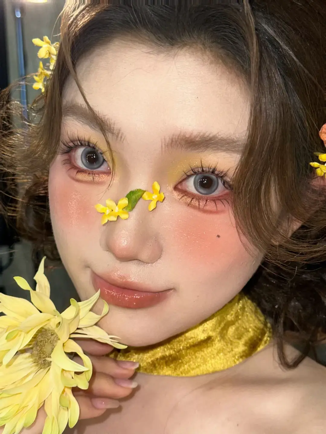 ✨ “Nắng vàng ngoài kia chưa chắc rực bằng layout trên mặt em đâu 😏🔥” #makeuphanoi #makeuptutorial #viral #DouyinTone #dorismakeup 