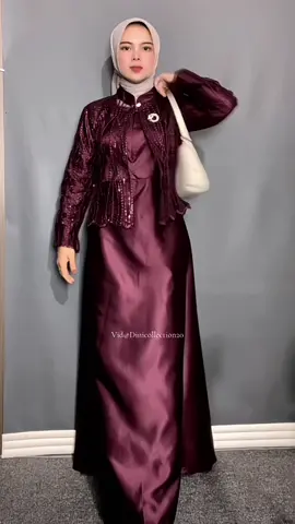 Dress warna burgundy ternyata sebagus ini 🤩#dress #dresses #dressmewah #dresskondangan 