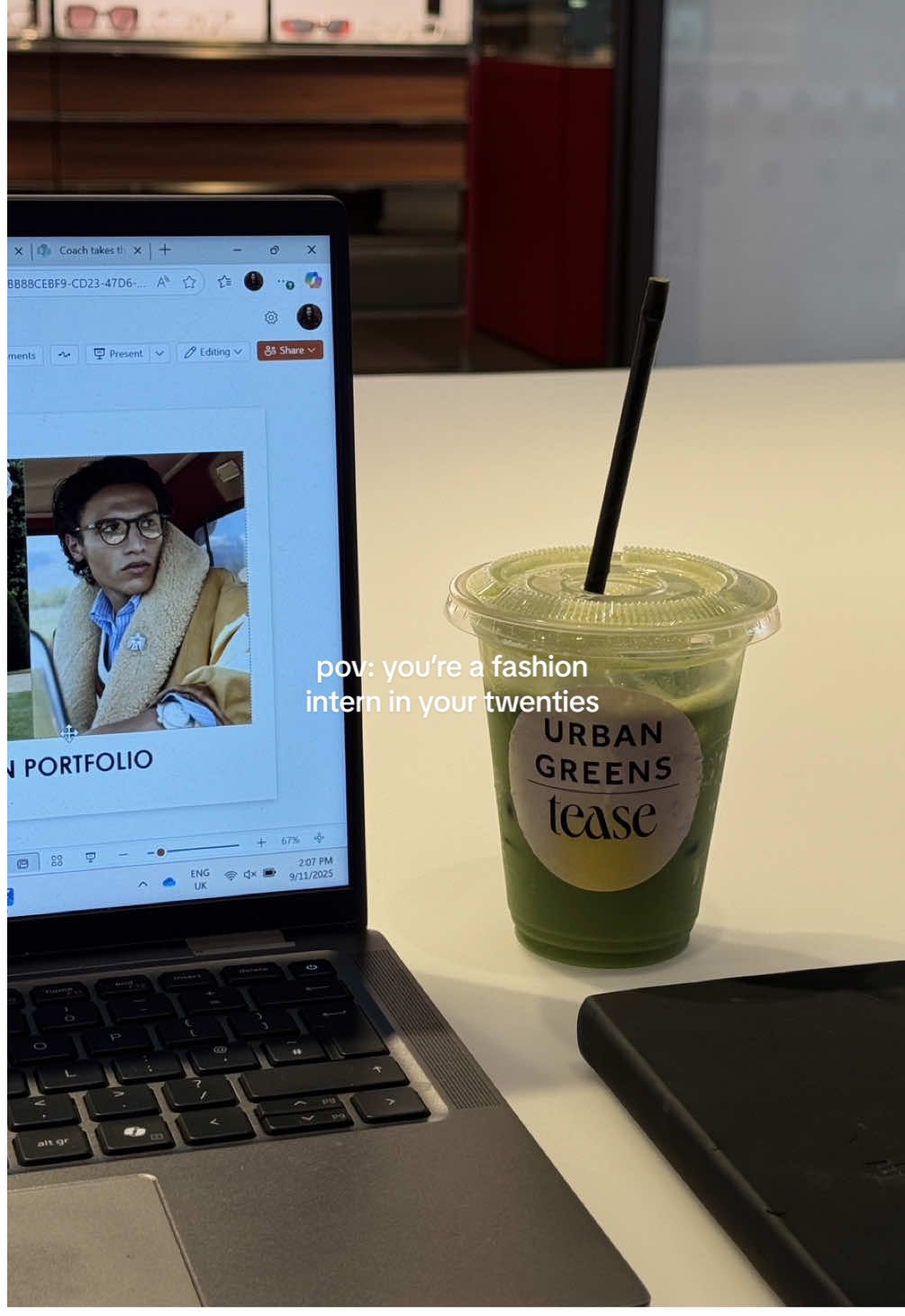 a day in my 9 to 5 in london 👩🏻‍💻#fashionintern #fashionjob #workinginfashion #londonlife #fashioncreator 