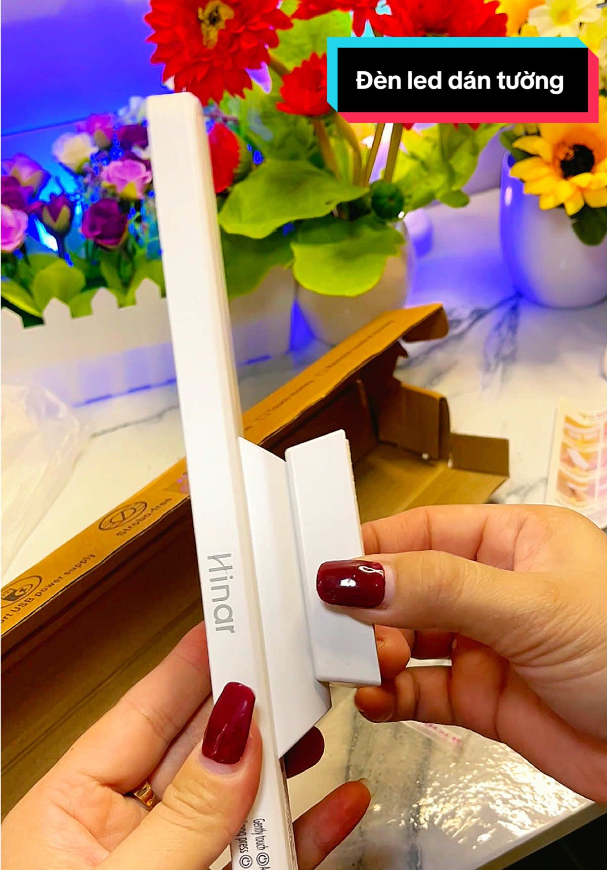 Đèn học dán tường tích điện #denhocchongcan #denhoctichdien #denhoc #ngoclanhmecutin #xuhướng 