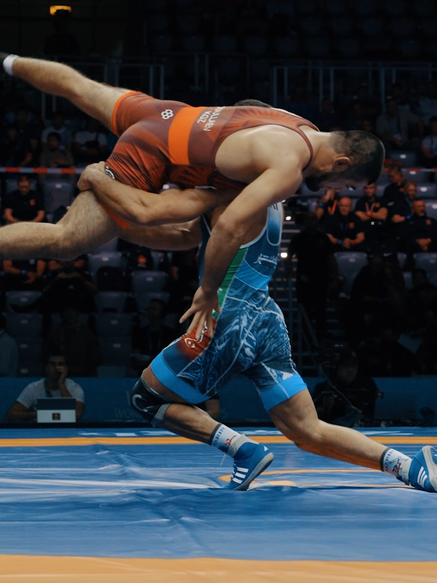 Ghasempour has superhuman strength at 86KG! 🫡🇮🇷 #wrestlezagreb 