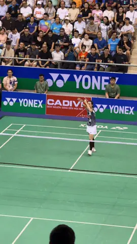 Cùng xem Thuỳ Linh đánh trực tiếp giải cầu lông #caulong #thuylinhvietnam 