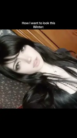 #blackhair #paleskin #winteraesthetic #highcontrast 