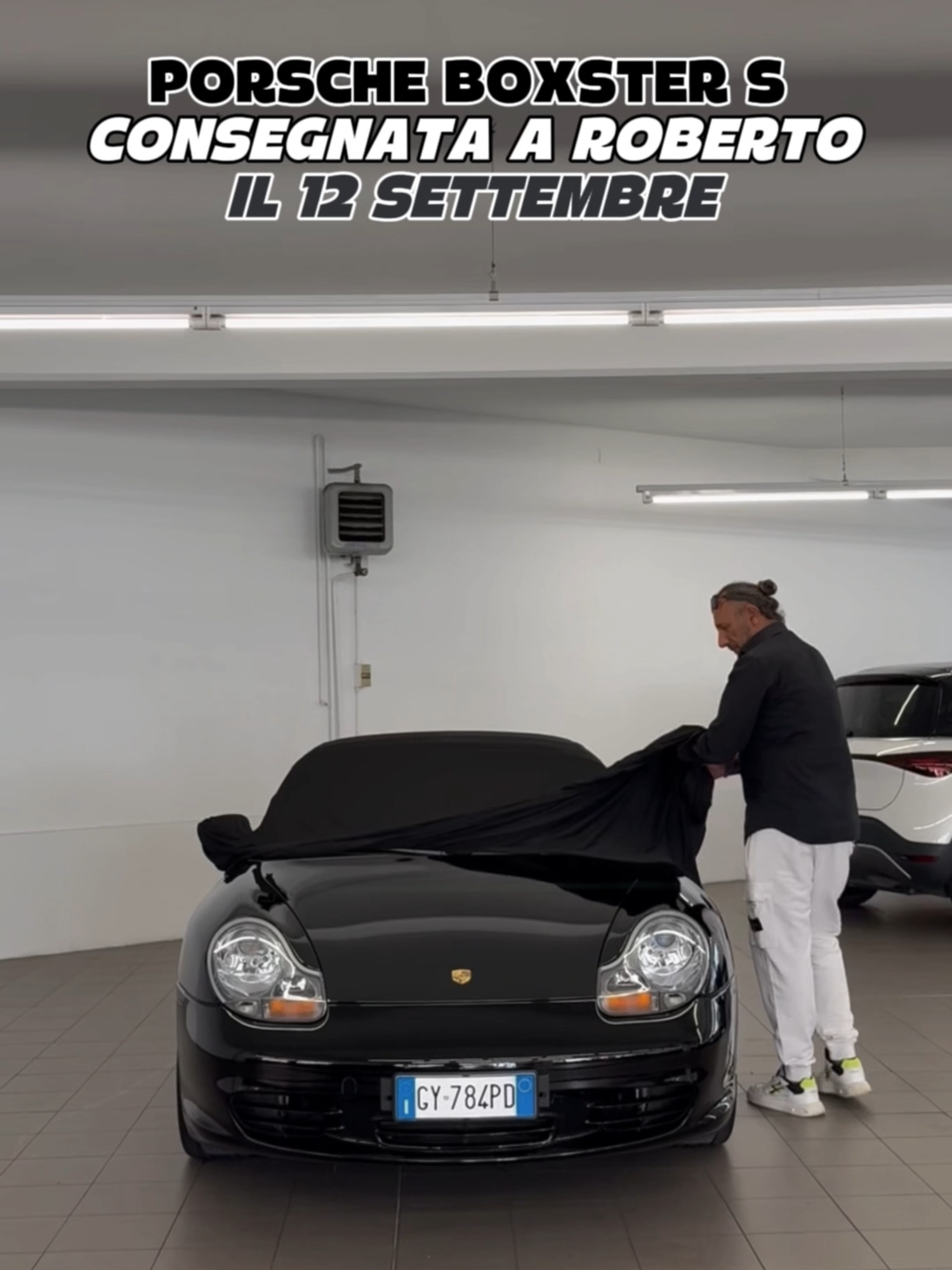 Per maggiori info contattate il numero 3398807379/011.19213493.☎️ O consultate il nostro sito www.ducacars.it PORSCHE BOXSTER S CONSEGNATA A ROBERTO IL 12 SETTEMBRE. LA SUA PRIMA PORSCHE CON NOI. Ci troviamo presso Strada del Carossio 11, Torino #porsche #boxster #boxsters #clienti #porscheclub #concessionariaauto #ducacars #auto  PORSCHE BOXSTER S AUTO CLIENTI