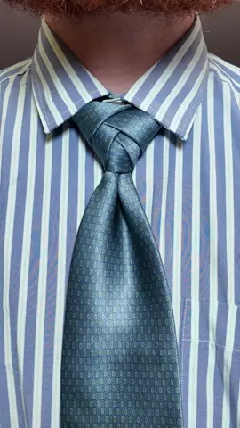 Part 5 of the Tie Knot Art series 🎉 In this one we learn your most highly requested knot, the Eldredge Knot 👏 big fan of this one, it feels extremely classy 🎩 Which knots do you want to see next?  #tieknot 