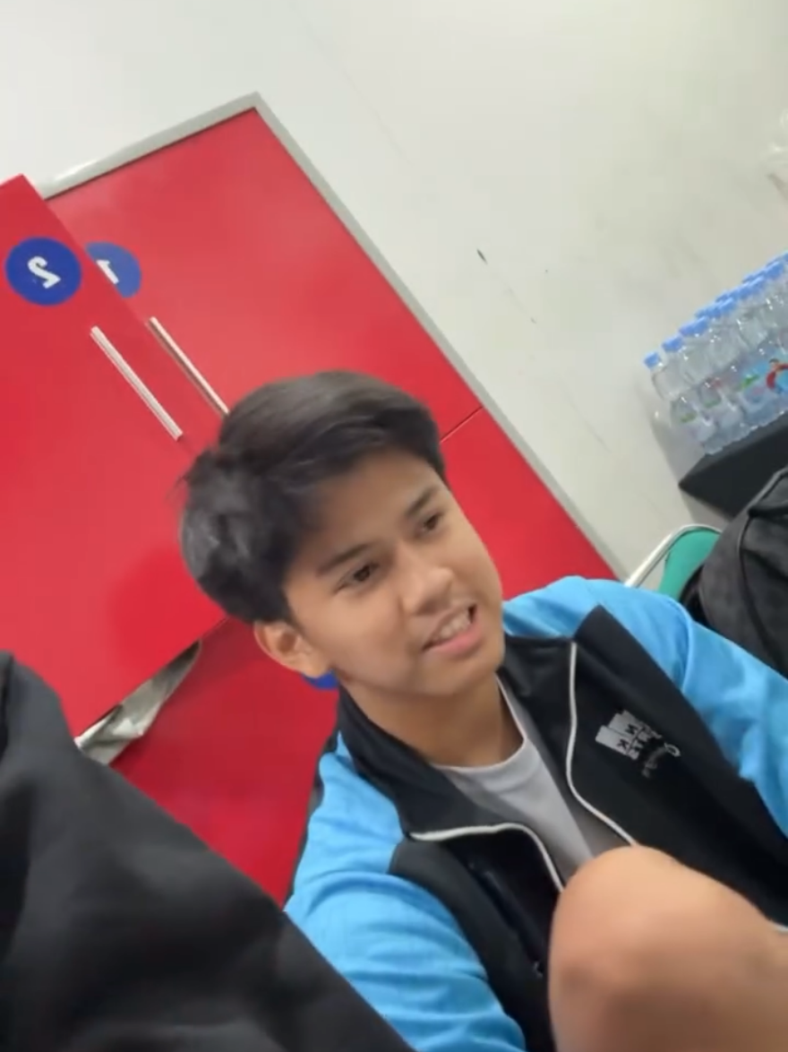 captain jay d sudah ready membantai bantai game malam ini @JADEN  #jadenbahtera#jaden#jadenbachtera#raden#fypviralシ 