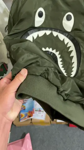 Cận chất con áo khoác bomber cá mập. ae ưng khong? #xuhuong #xuhuongtiktok #affiliate 