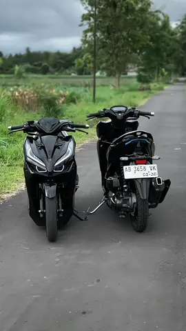bosen nih duo terus ajakin ngonten🤩🫵🏻🥶  #vario #fyp #variomodifikasi #masukberanda #varsid 