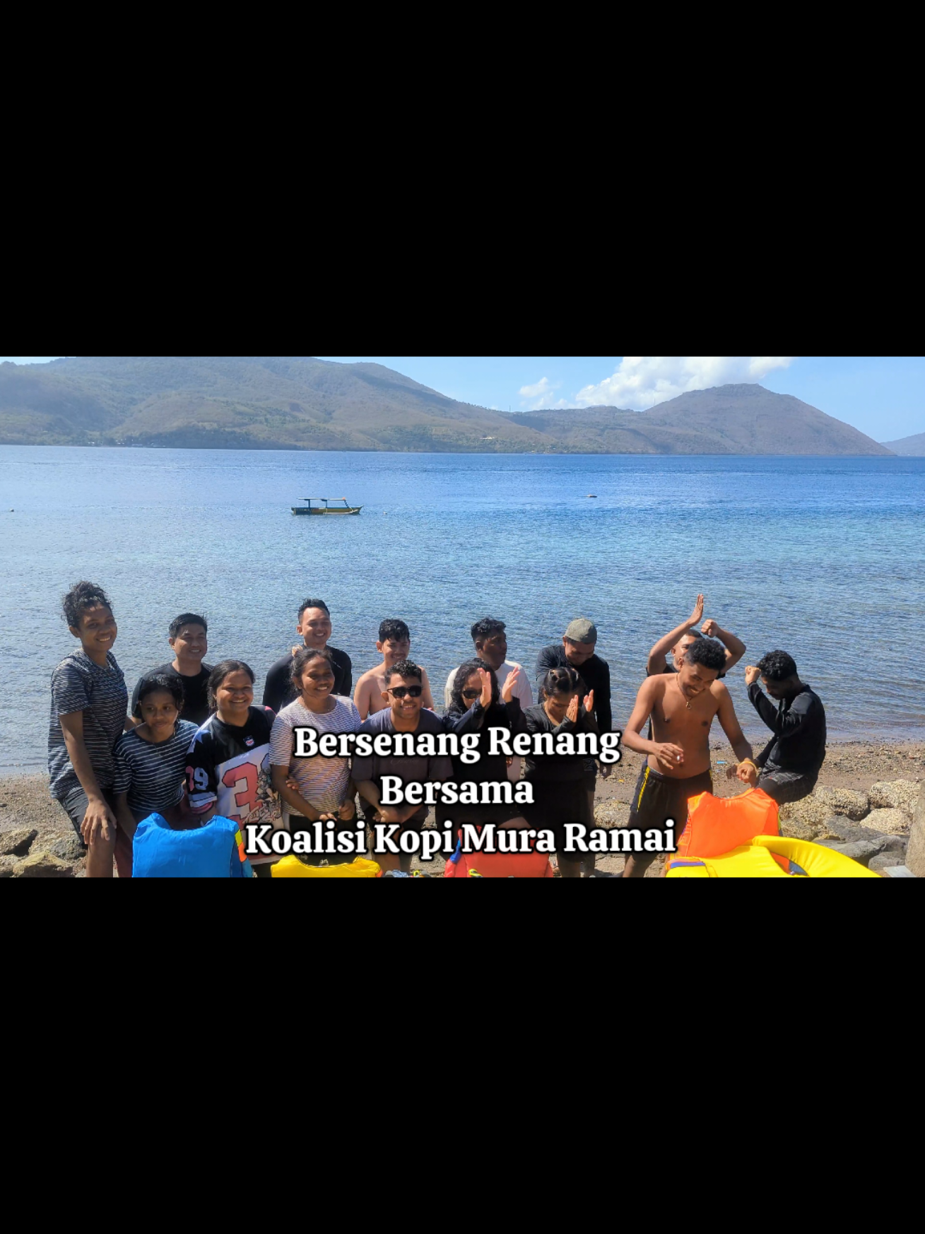 Bersenang Renang bersama Koalisi Kopi Mura Rame Flores Timur, 😁😁😁 @journeyofeda  #larantuka_florestimur #larantuka📍💚pride 