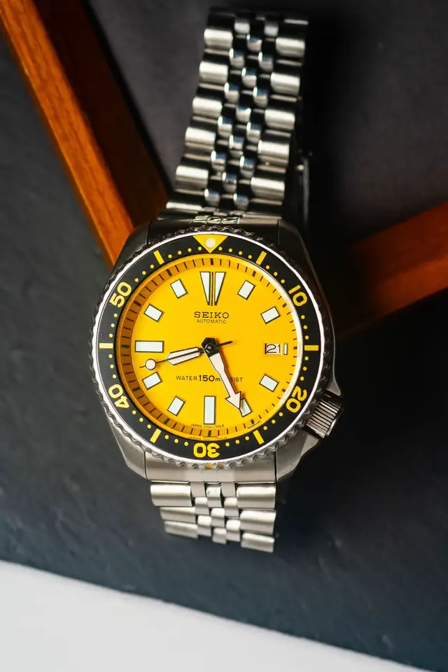 Pre owned Fully restored and serviced  9/10 condition  42.5 diameter  Over 400+ watches sold‼️ 🫶Trusted since 2022  ✈️Worldwide Delivery 🌍 🛵Cash on Delivery, bank transfer, or Gcash 📍Visit our Shop: KITCUTS Barbershop, Talisay City, Cebu  ⏰ 9:00 AM to 8:00 PM  🤝Public meet-up in Cebu City. Facebook & Instagram: Cebu Timepieces Go get it Bro. You deserve it. 🏆