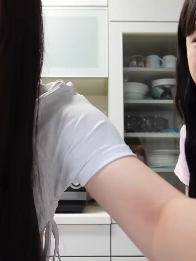 超かわいい妹にママガチギレドッキリw 01