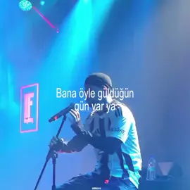 bana öyle güldüğün gün var ya #keşfet #lyrics #wegh #güldüğüngün #weghgüldüğüngün #bratlyrics #şarkı #müzik #fyp #beniöneçıkart #lyric
