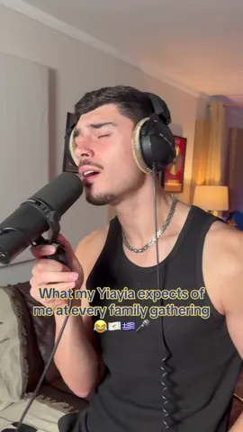 A full emotional performance or nothing! 😂🇬🇷🇨🇾 #studio #somamou #fyp #greece #cyprus 