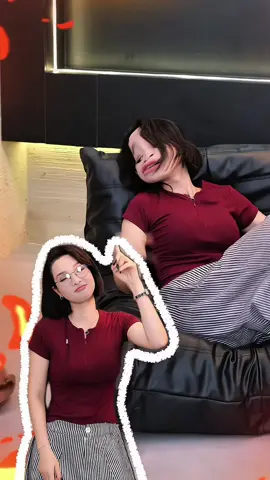 Oi ả nóng bức, thì chị em mình chỉ cần một chiếc áo như thế này thôi #hanhnguyenmikixi #quiaoaiti #aobratanhinh #aolottanhinh #noiy