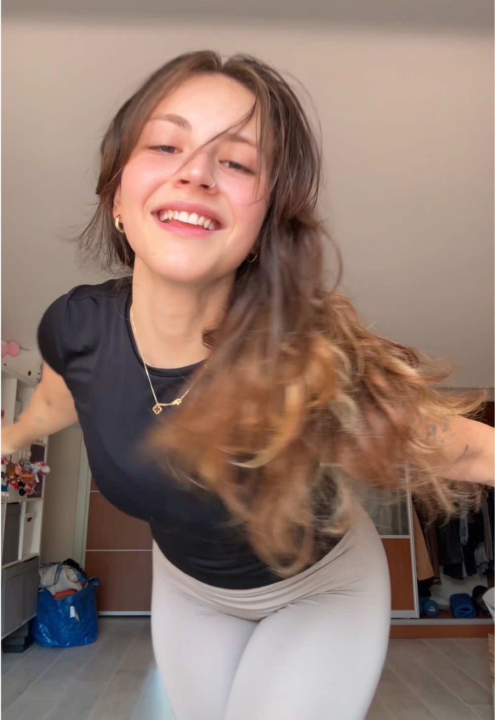 i loveeeee @Zara Larsson dc @Wiktor_Mi #fyp #dance #midnightsun #trending #kesfet 