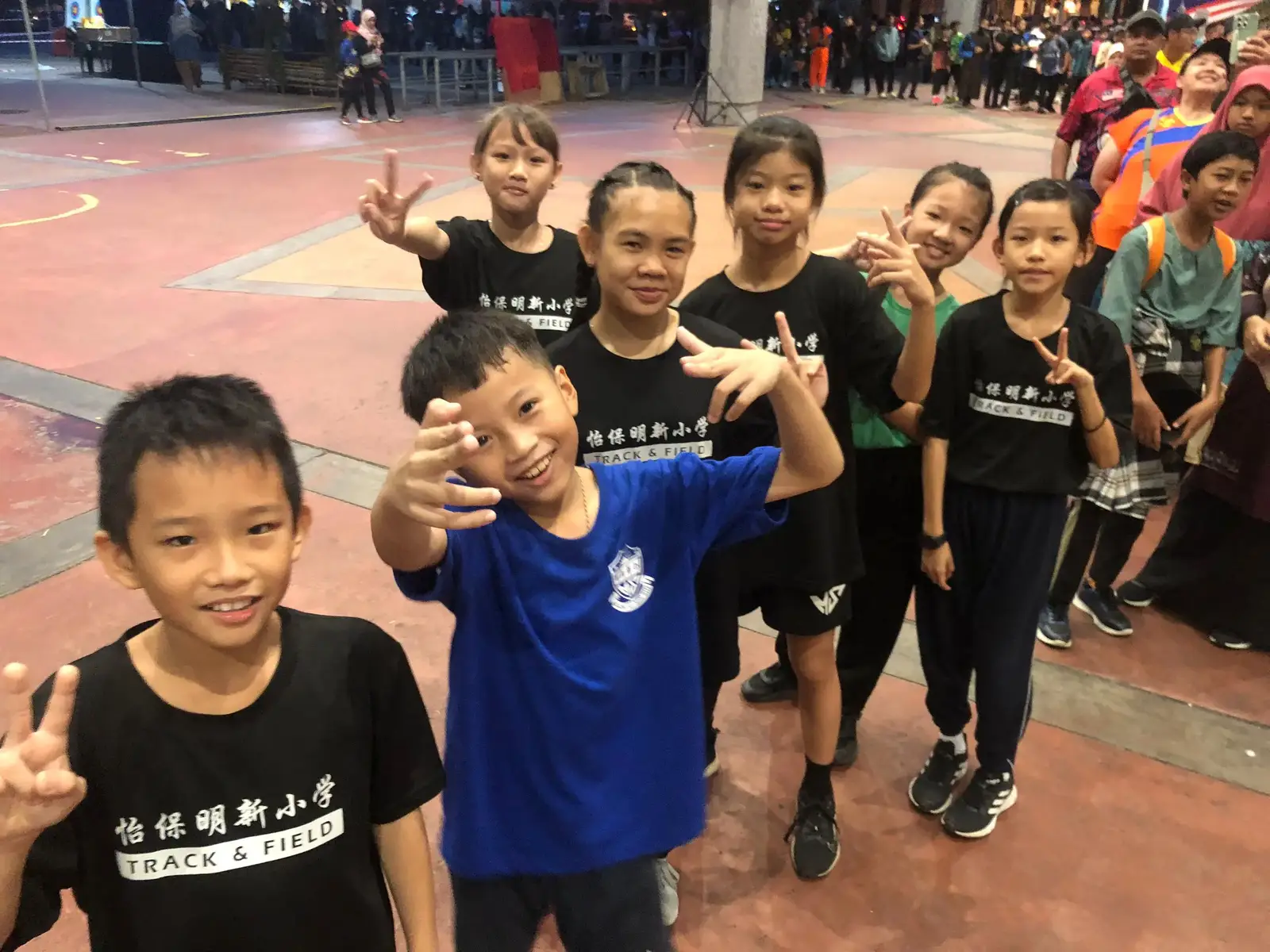 Funrun 5.5km 🤌🏻😺 @Anqlv🕸️  @tanyanhanwwwwwwwwwwei  Xin yiii #athele #foryoupage #b12 #tiktok #xbycza 