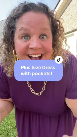 The perfect dress for coffee runs, casual days & fall strolls…And yes, it has POCKETS! #plussizedresswithpockets #plussizedresses   #plussizefalloutfits  #plussizefallfashion #plussizetiktok