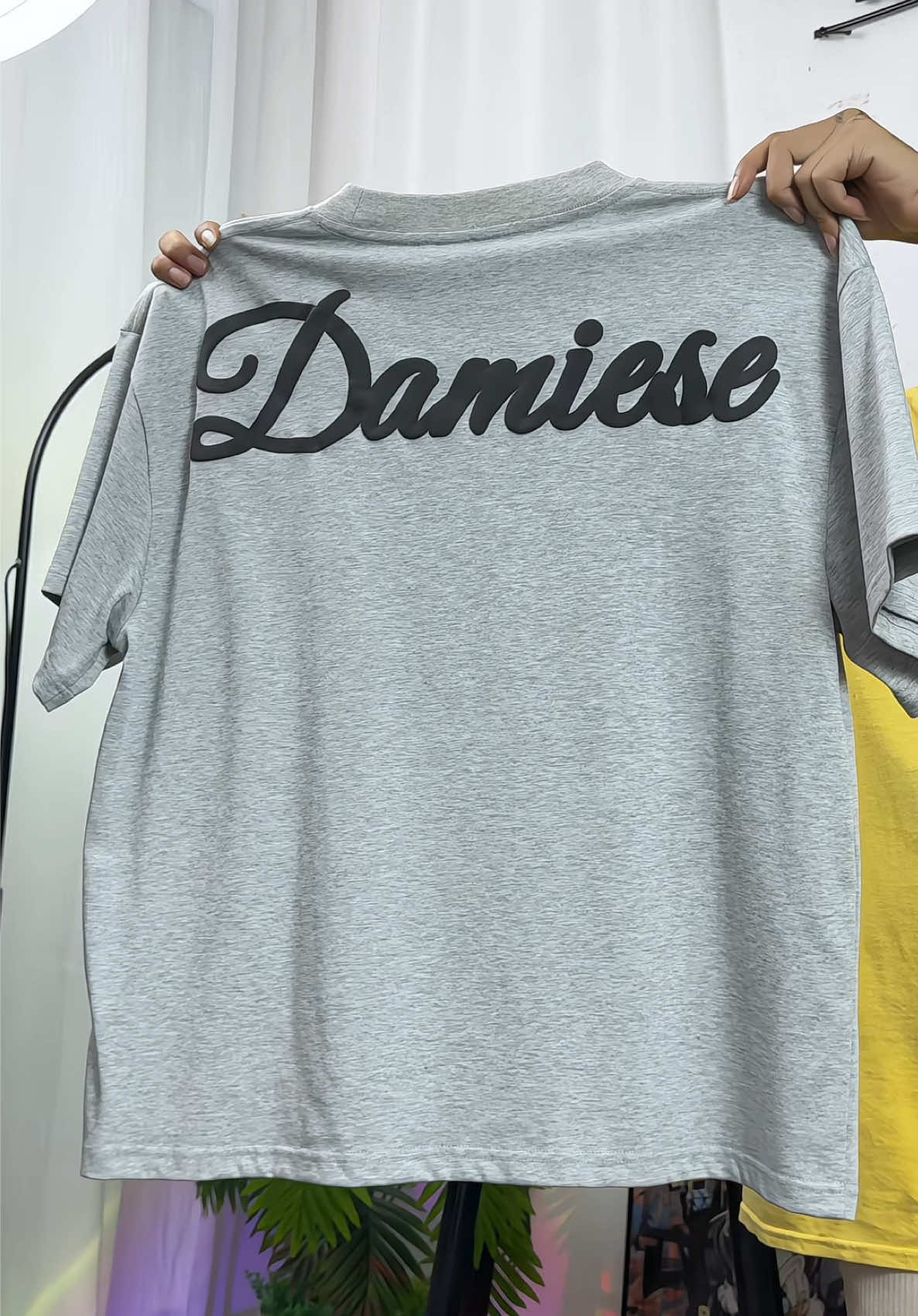 ÁO THUN BOXY IN PHỒNG LOGO damiese #aothun #macdepmoingay #minhtuyenreview98 #aothunboxy #damiese 