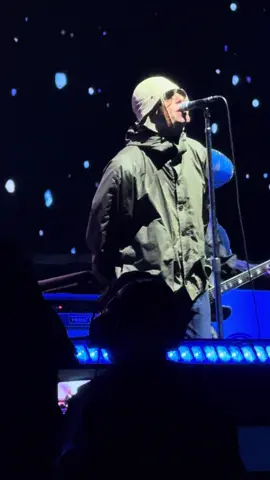 Así se escuchó #Wonderwall de @Oasis en México … fue hermoso 😍#ParaTi #Live25Tour 