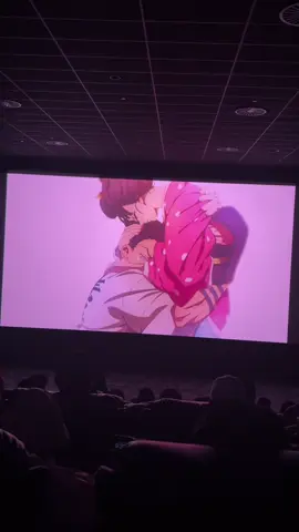 اللسان يعجز عن الوصف ابداع غوتوغي في كتابه اكازا وانتاج الفلم وتحريكه والاصوات وكل شي يخليك تبكي غصب 😢😢#fyp #kimetsunoyaiba #kny #knymovie #explore 