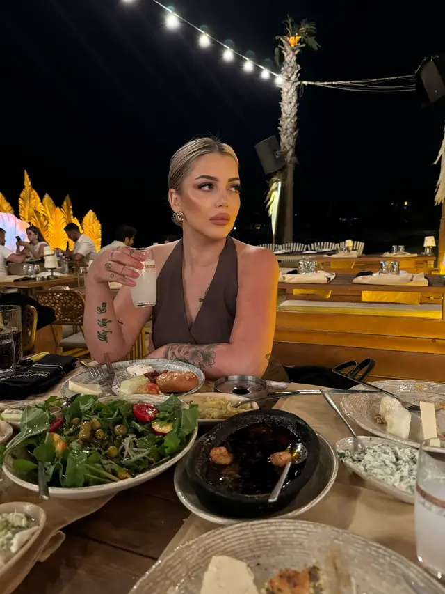 #fypシ゚viral #keşfetteyizzz #alacati 