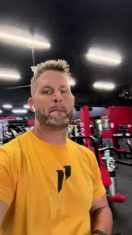 #CapCut “Keep building momentum” #gym #gymmotivation #motivation #iam1stphorm 