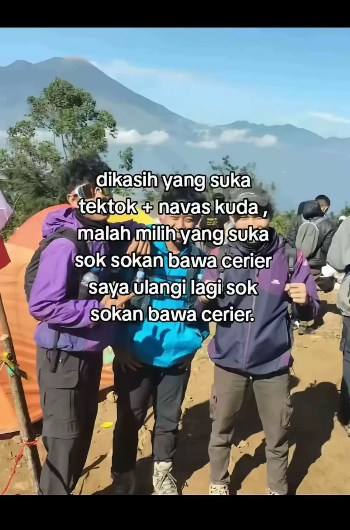Cuma gunung 3000an mas, saya ulangi CUMA gunung 3000an mas 😞🙏🏻