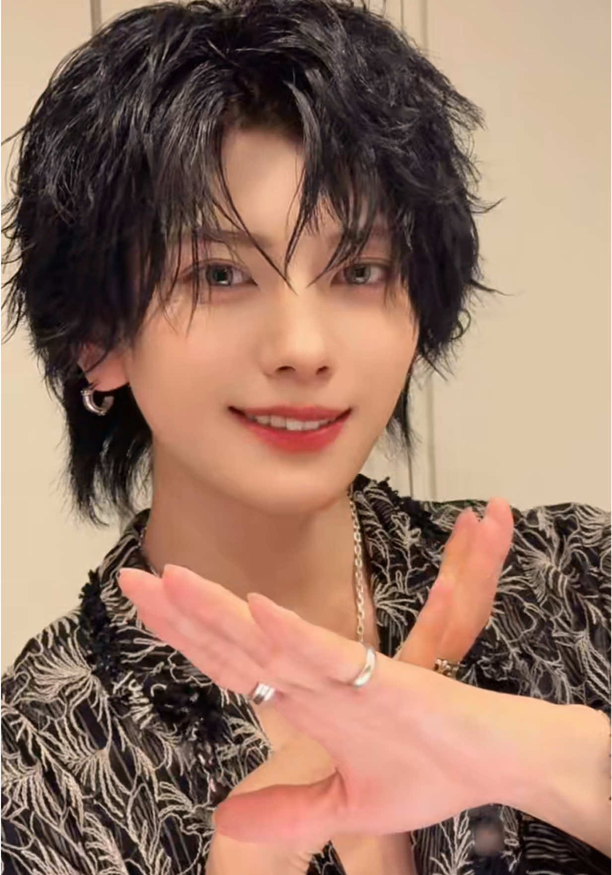 ゆそんくん黒髪にしたってマジ？