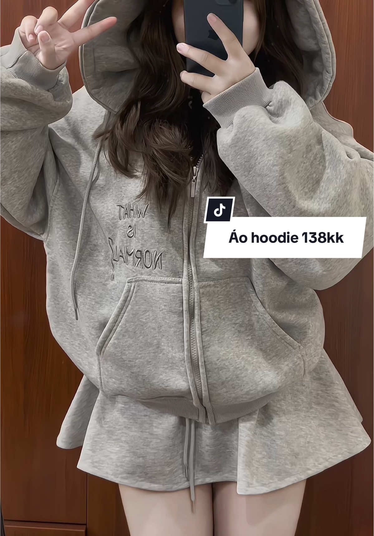Lạnh rồi mấy bồ ơi #xhuongtiktok #thoitrang #aohoodie #phoidoxinh #outfit 