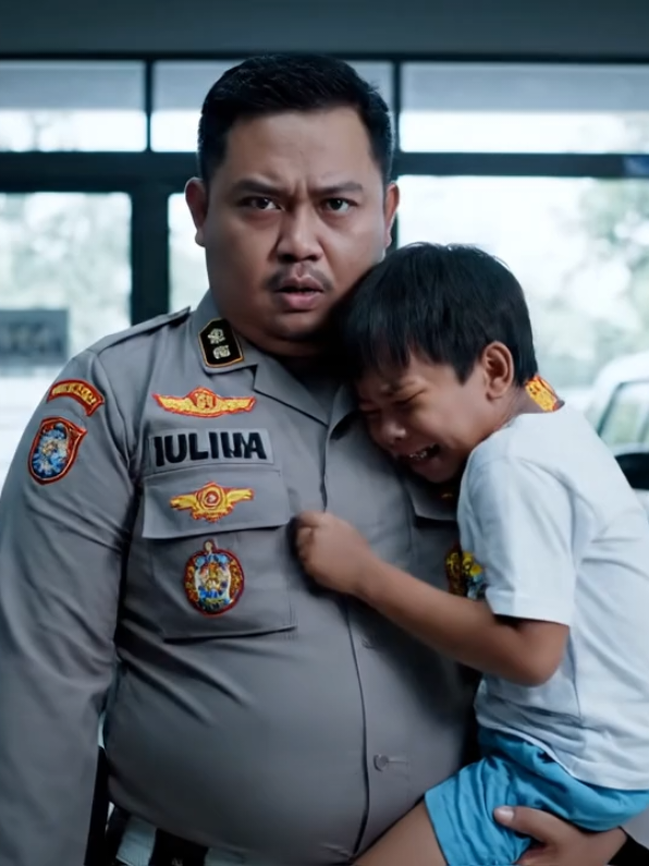 Anak kecil yang selalu main hp, terus terusan minta hp, langsung laporkan akan saya jemput.. #ai #polisitangkapanakmalas #polisitangkapanak #polisitangkapanaknakal #polisitangkapanakmainhp 