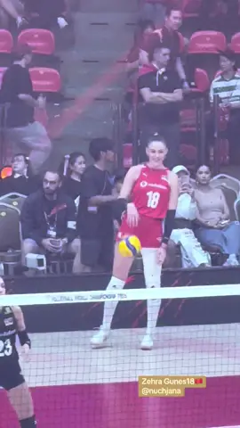 มูฟออนเป็นวงกลม Zehra Gunes นี่แมทแรกที่เข้าดูยังลงไม่หมดเลย ซื้อตั๋วไปถ่ายคลิปแหละ ##เทรนด์วันนี้##zehragunes18##เซห์รากูเนส##🇹🇷##วอลเลย์บอลชิงแชมป์โลก2025
