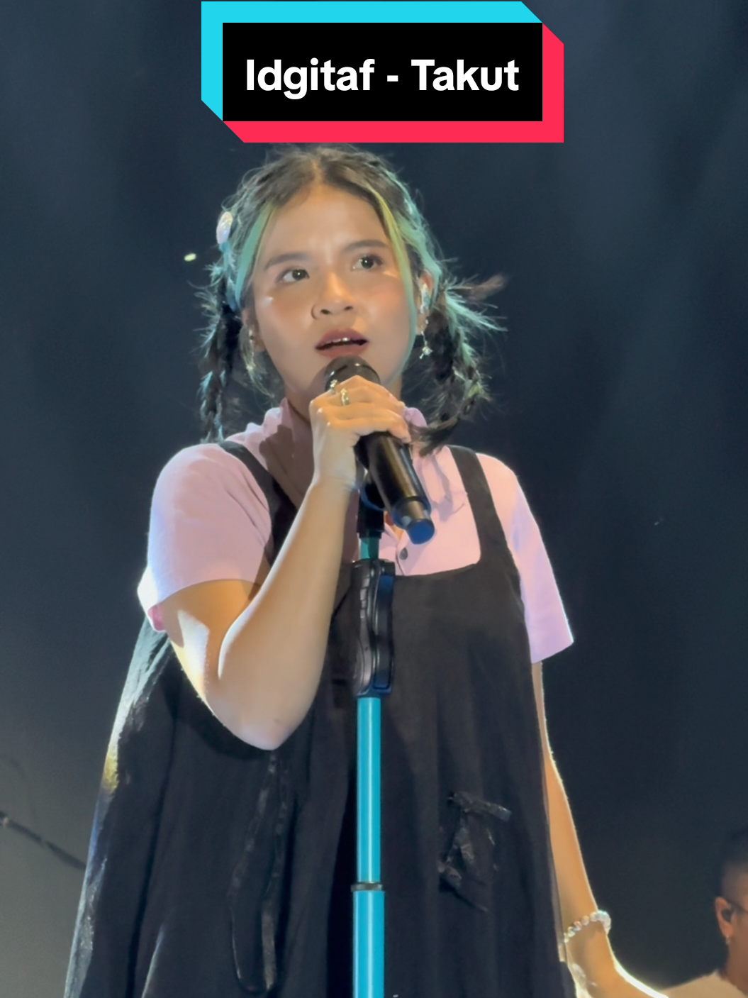 Memasuki umur umur rawan overthinking, karena udah di persimpangan antara remaja dan dewasa 😔 #idgitaf #idgitafmusik #idgitafriends #ecofestunika2025 #musikindonesia 