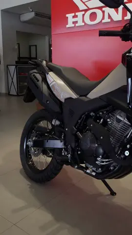 senhores Sahara 2026 Adventure🤌😮‍💨✨️ . . . #sahara300 #honda #300cc 