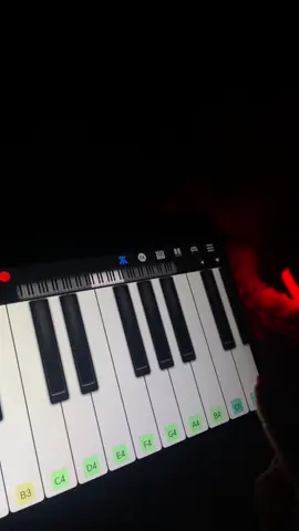 👀#foryoupage #piano #عمرو_دياب_الجديد #explore #بيانو