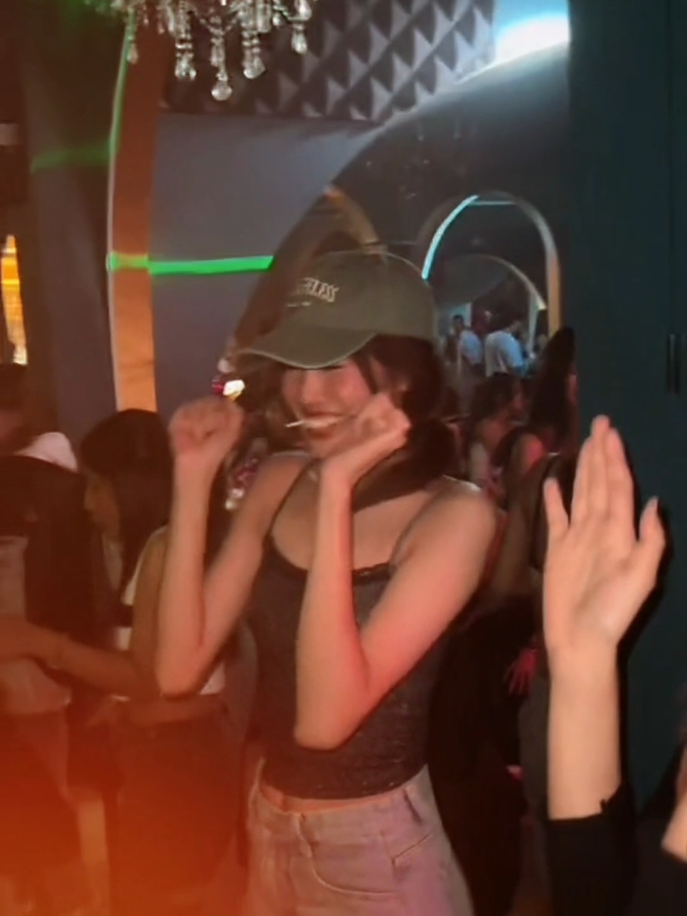 เต้นมันส์ๆในผับ😁🔥😀 #ตามจังหวะ #CapCut #เต้นในผับ #เพลงแดนซ์มันๆ #สโลว์สมูท แม่แบบตึงๆ