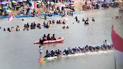 Akankah dua jalur ini ikut even piala gubernur HUT Kuansing bulan 10  nanti @bintangemascahayaintan  @suporterbintangome  @tuahkalo2015  #bintangemascahayaintan  #tuahkalajengkingmudaindragiri  #pacujalurkuantansingingi  #pacujalur2025  #fyppppppppppppppppppppppp 