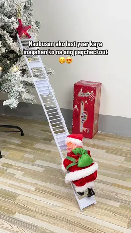 Climbing Santa Christmas Decoration 🥰🎅 #climbingsanta #christmasdecoration #santaclausdecoration #santaclaus 