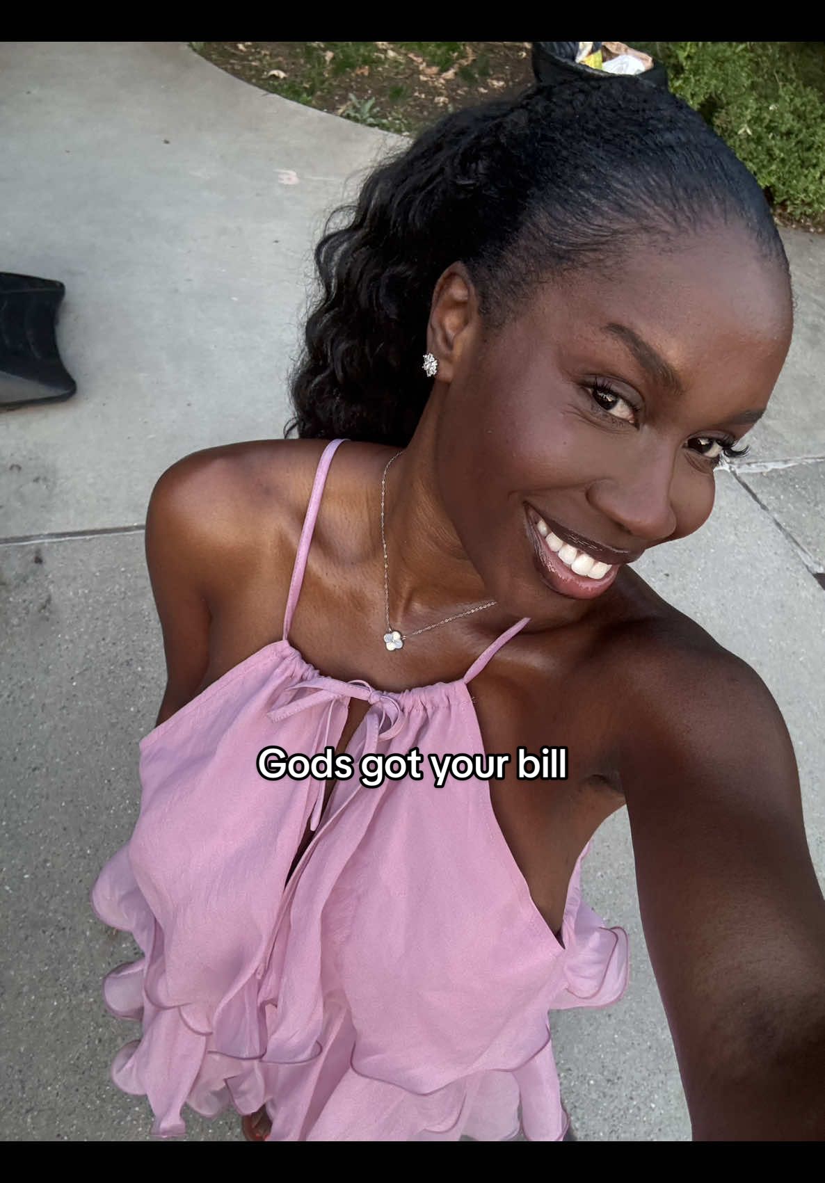 Dates with the Holy Spirit NYC Edition. I truly do think when you’re figuring it out all you need is a date with the holy spirt, I might journal through it, I might listen to a book, I might even people watch.  #holyspirit #nyc #dates #relationships