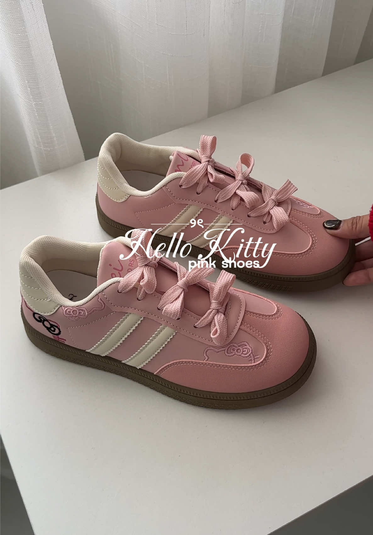 my childhood dream is screaming now 😮‍💨 #shoes #shoesforwomen #pinkshoes #hellokitty #shoesrecommendation  