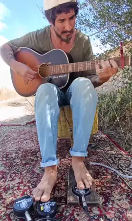 ❤️‍🔥 Amo mis stompbox de @petermancomau sonido en vivo insuperable.   Children – Robert Miles ❤️‍🔥 I love my @petermancomau stompboxes — unmatched live sound. 🤟🏽 Children – Robert Miles #Stompbox #FootPercussion #AcousticTechno #90sTechnoVibes #RobertMiles                         