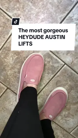 The most Gorgeous and Comfy HeyDude Austin Lifts! Perfect for this fall and to wear all year around! #tiktokshopcreatorpicks #heydude #heydudes #heydudepartner #heydudeshoes @HeyDude 