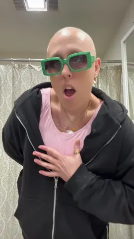 Don’t show my plastic surgeon he might say im moving too much #breastcancer #joke #cancerawareness #womenshealth #chemotherapy 